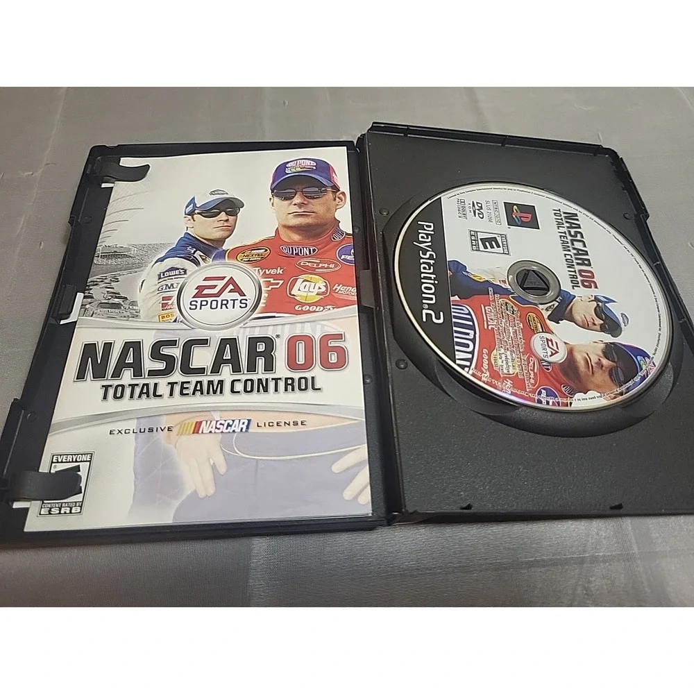 NASCAR‎ 06: Total Team Control (Sony PlayStation 2, 2005)